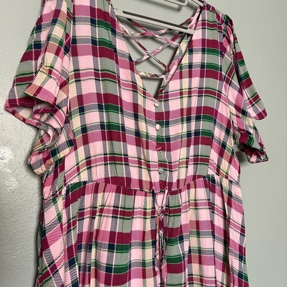 Torrid Rayon Slub Sharkbite Babydoll Flutter Sleeve Top - Picture 7 of 9